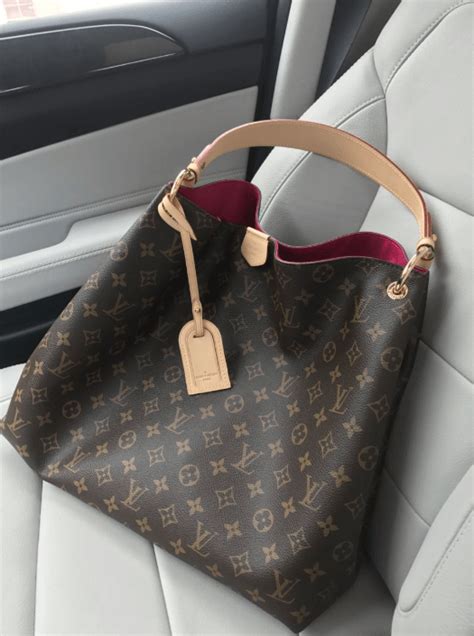 louis vuitton sell fake bags|louis Vuitton Bag scam.